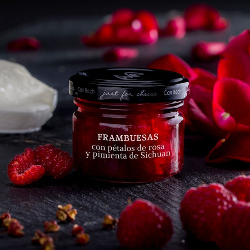 Cheese pairing jam: Raspberry, rose petals and Sichuan pepper 72g